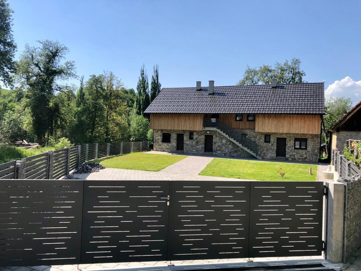 Mulina River Lodge Pribanjci Ngoại thất bức ảnh